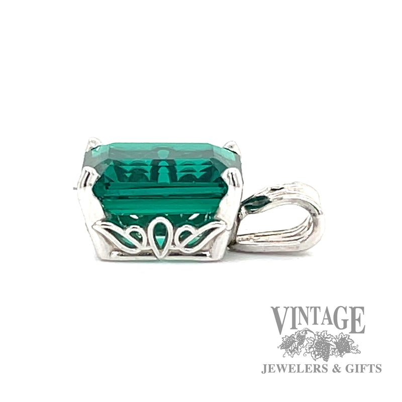 3 carat lab emerald 14kw gold filigree pendant