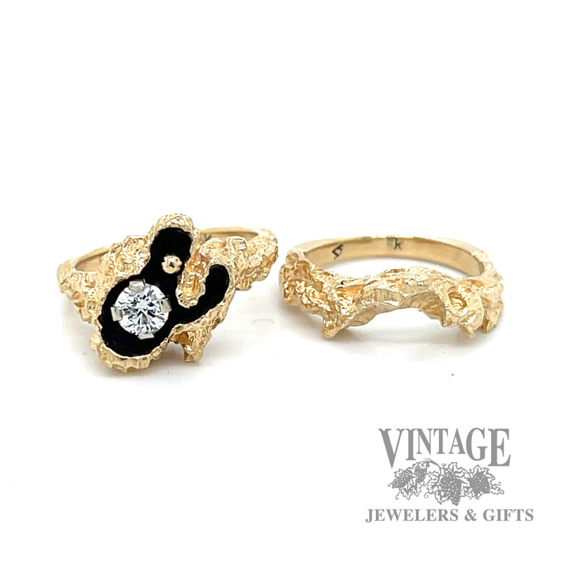 Diamond freeform nugget design 14k gold interlocking ring set both rings
