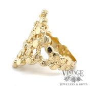Tapered nugget style 14k gold ring band side