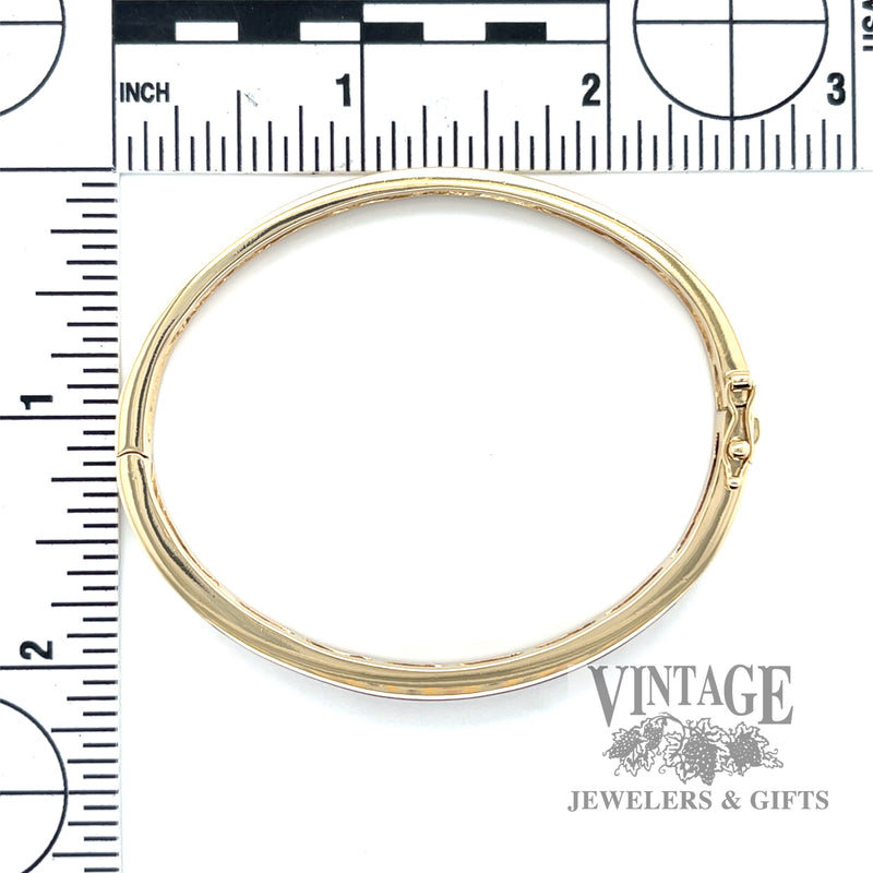 Hinged 14k gold diamond bangle bracelet scale