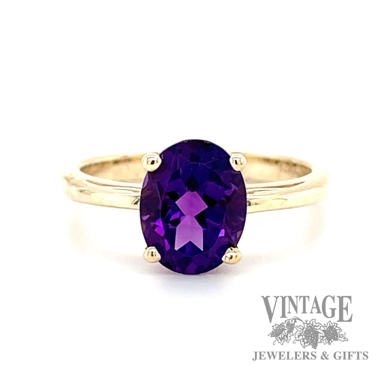 Oval amethyst 14k gold ring