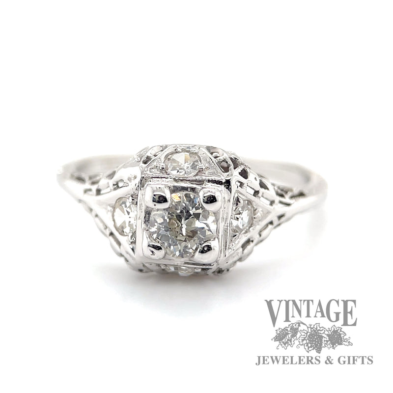 Antique 18k white gold filigree diamond solitaire ring