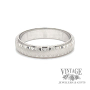 Diamond faceted 14k white gold ring band