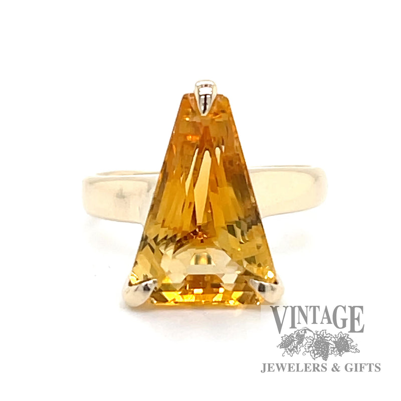 Citrine 18k gold ring