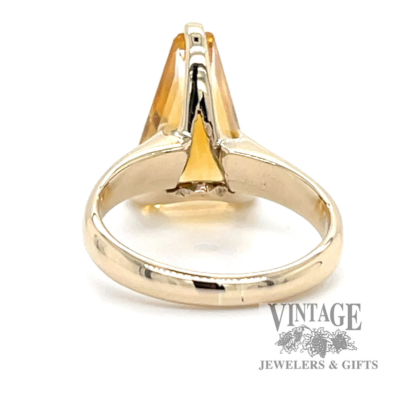 Citrine 18k gold ring