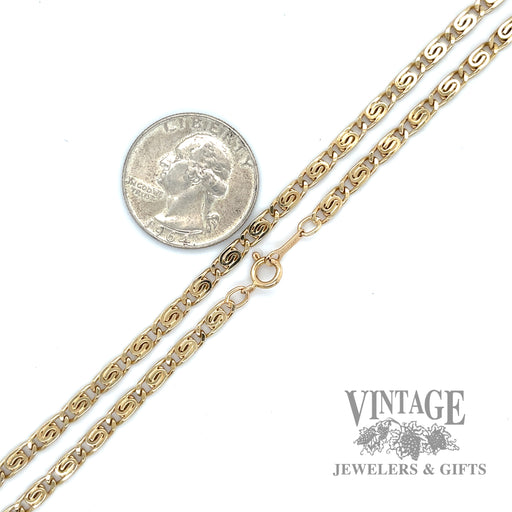 24” Fancy Curb link 14 karat gold necklace scale