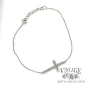 Silver cable link Cross Bracelet round