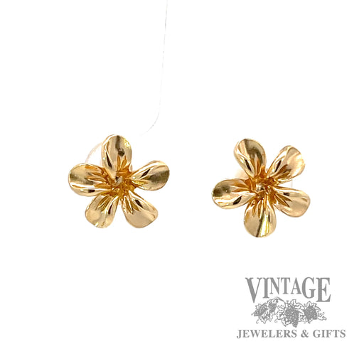 Flower 14k yellow gold earring front