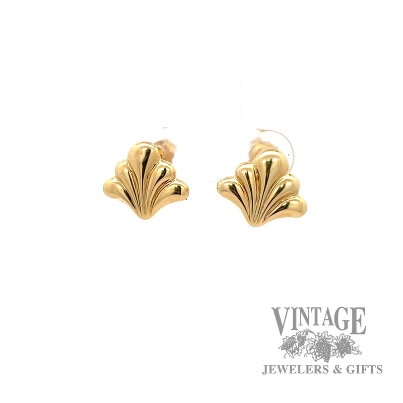 Sea Shell Shaped 18k yellow gold earrings