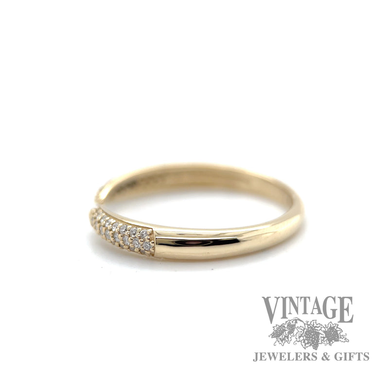 Split shank pave 14kt natural diamond tipped ring left