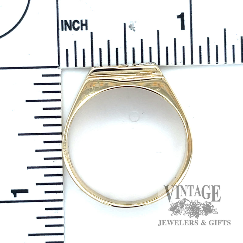 Traditional diamond Bead and bright 14k gold ring scale