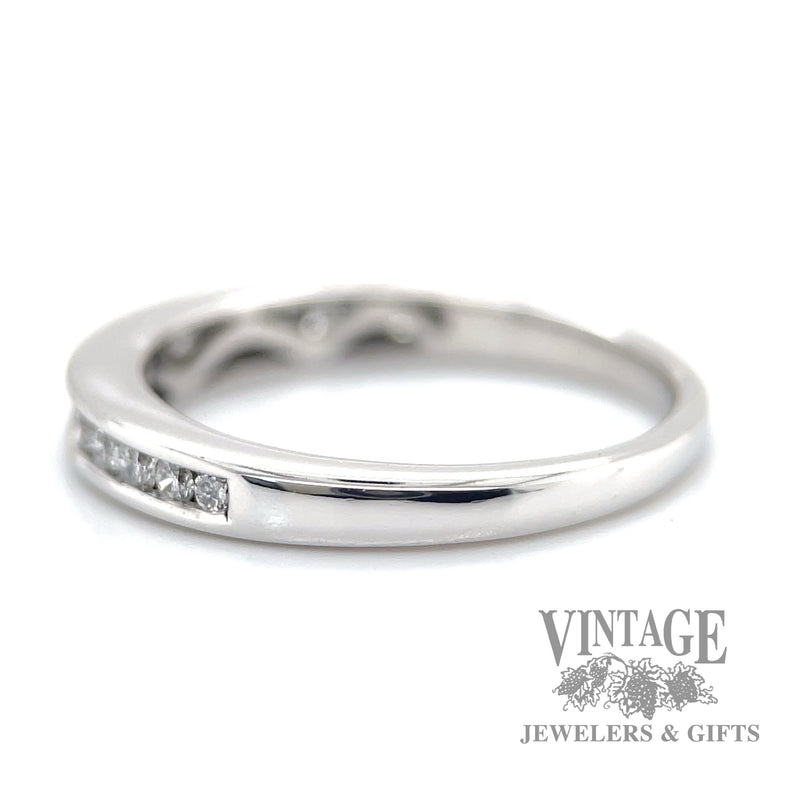 Bead and bright cut set diamond 14k white gold  left