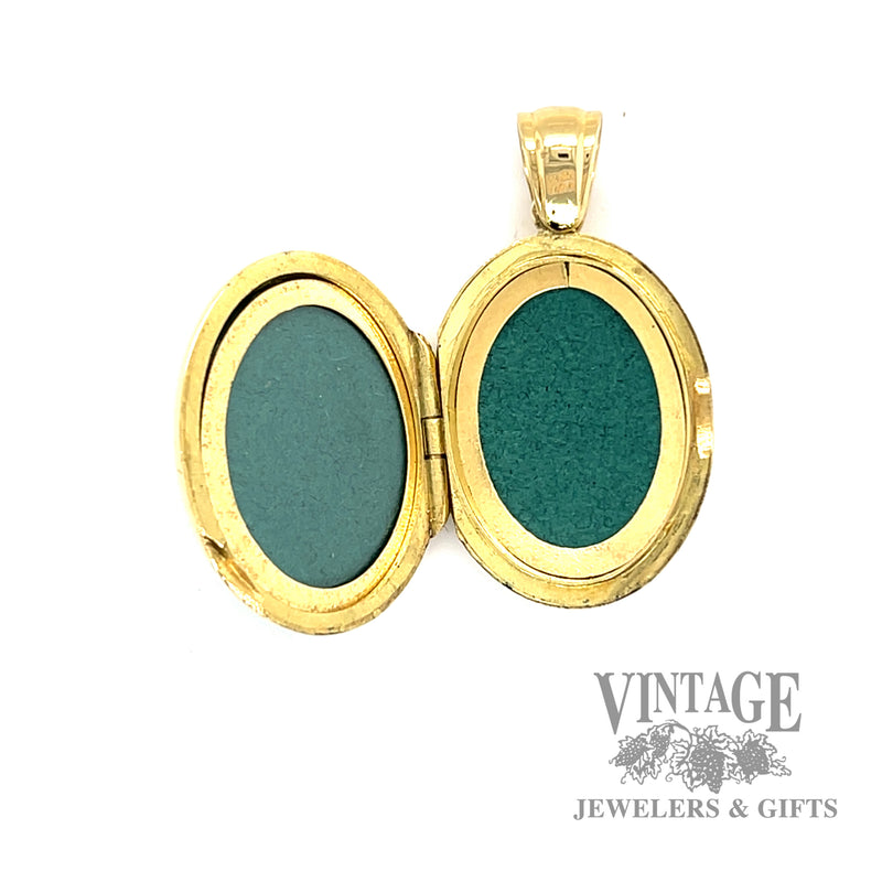 Green Enameled Diamond 18k gold Pendant top view opened