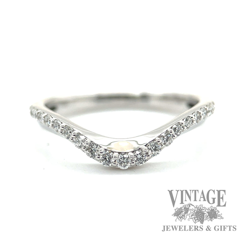 Chevron Style Scallop set Graduating Round Cut Natural Diamond 14k white gold ring 