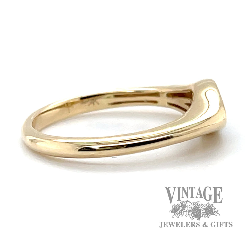 Signet Natural Round Cut Diamond Accented 14k yellow gold ring 0.14tw