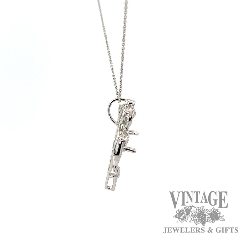 Heart and Ribbon Natural Diamond Platinum Pendant Setting side