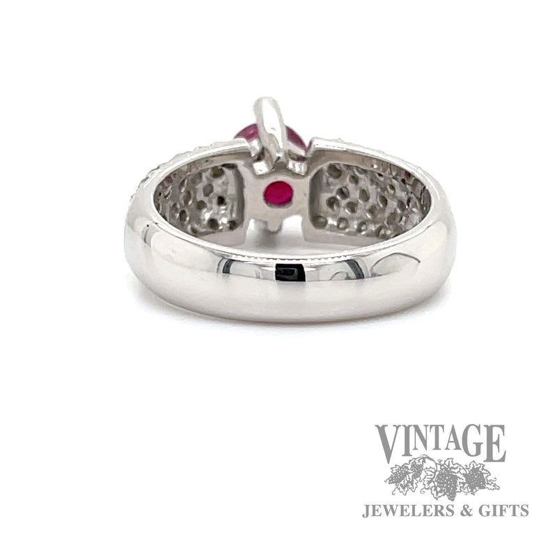 White gold pave' diamond band with natural round ruby Center 2.6tw back