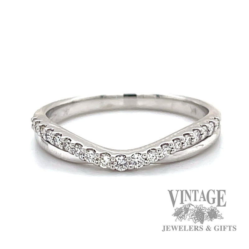 Curved 18k white gold diamond ring band .25 CTW.