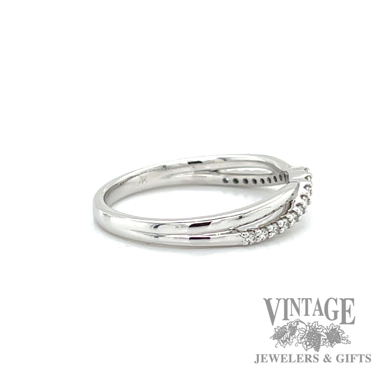 Curved 18k white gold diamond ring band .25 CTW. right