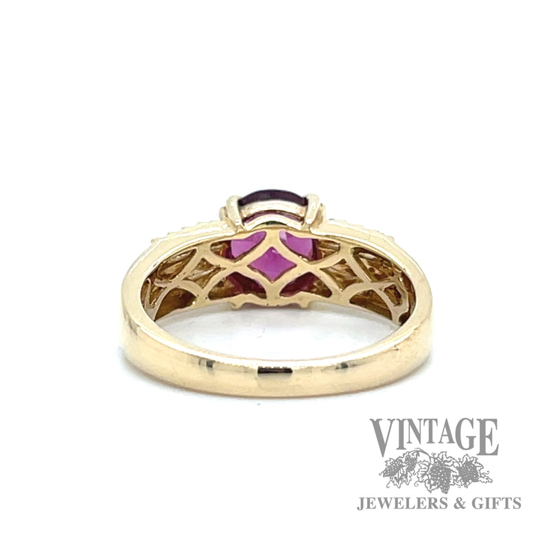 Grape garnet and diamond 14k gold ring back