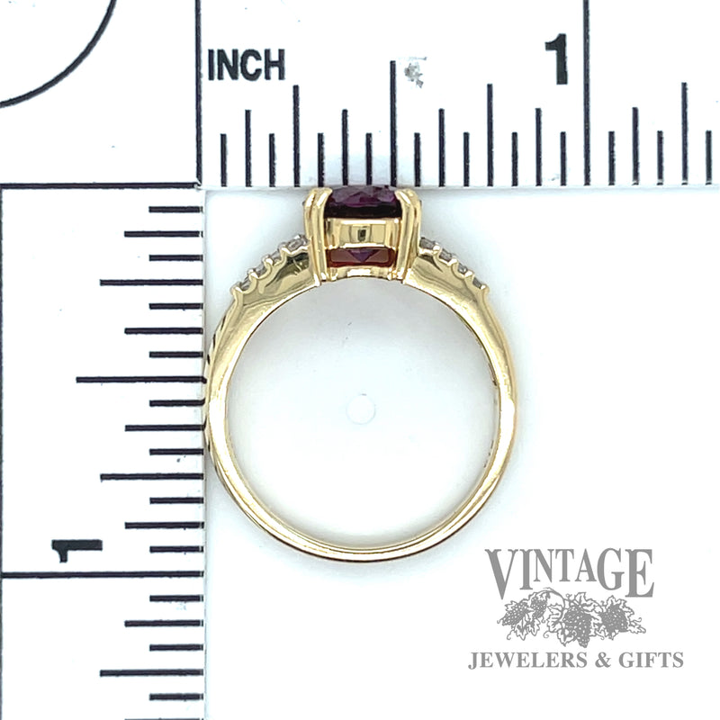 Grape garnet and diamond 14k gold ring scale