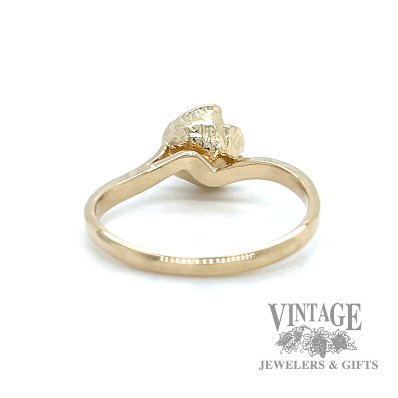 Flower shaped blue sapphire 10k gold ring back