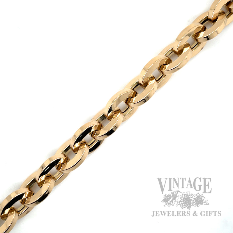 Bold Cable Link 18k Bracelet Detailed View