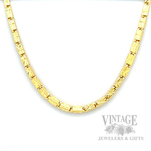 22" 24k yellow gold 2 mm fancy box chain front