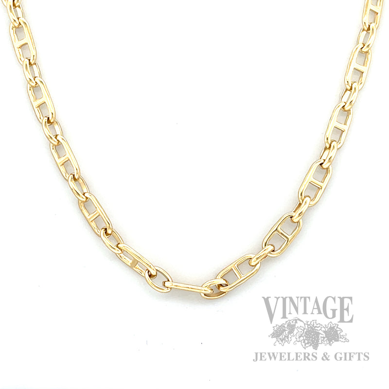 32" 18k Gold Anchor Chain Front View