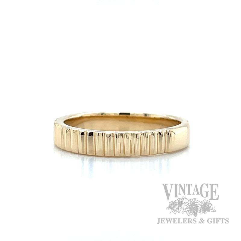 Ribbed embossed 14k Gold Ring
