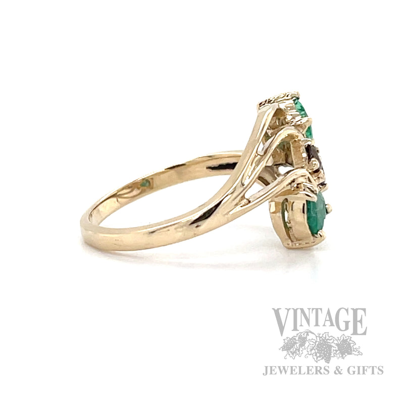 Freeform Emerald Hearts 14k Gold Ring Side View
