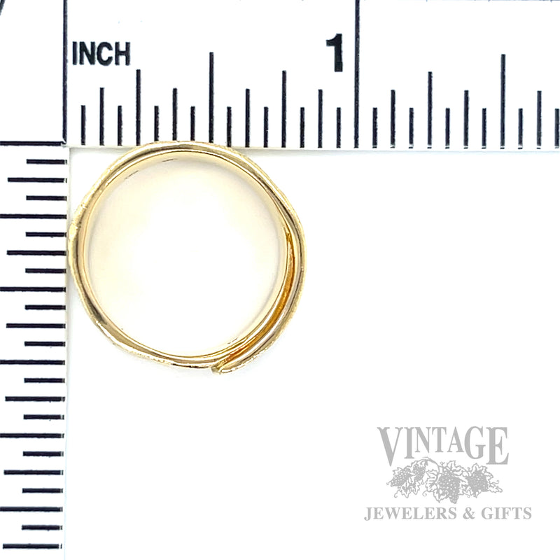 Carved Camouflage Diamond Accented 18k Gold Ring Scale View