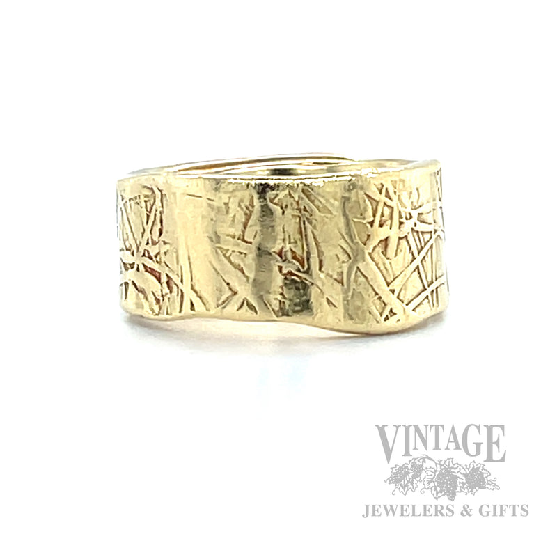Carved Camouflage Diamond Accented 18k Gold Ring Back View
