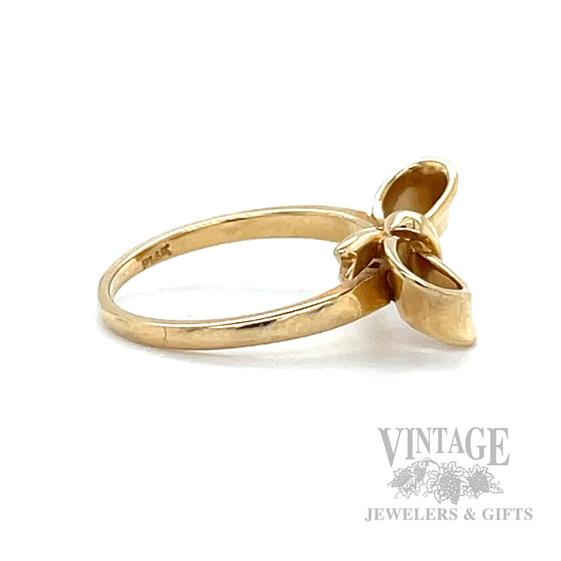 Bowtie 14k Gold Ring Side View