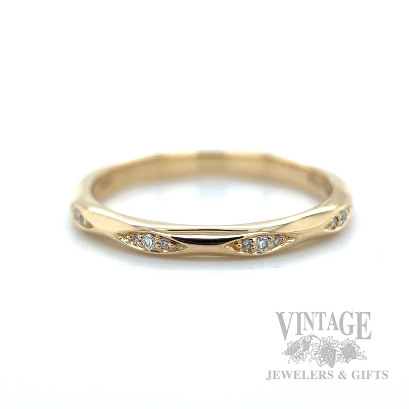Marquise Pattern Diamond Accented 14k Gold Ring Detailed View