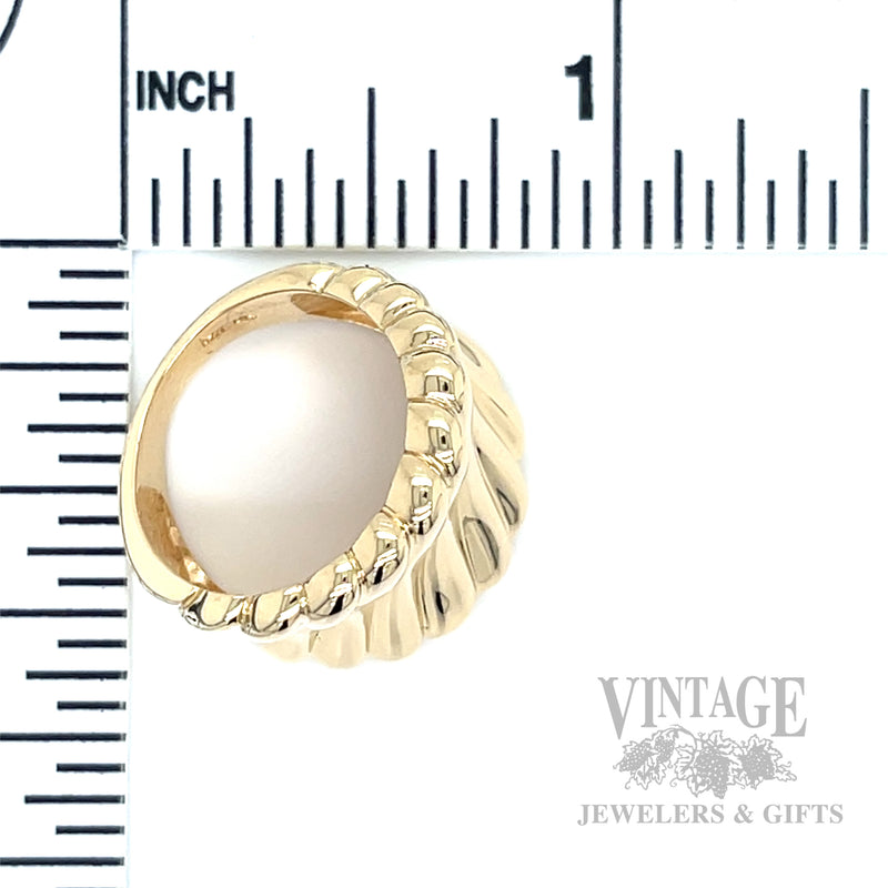 Striped Puff 14K Gold Ring Scale View