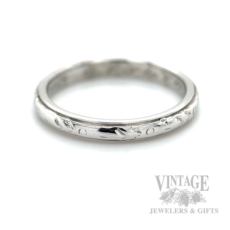 Engraved 18k White Gold Ring Detailed View