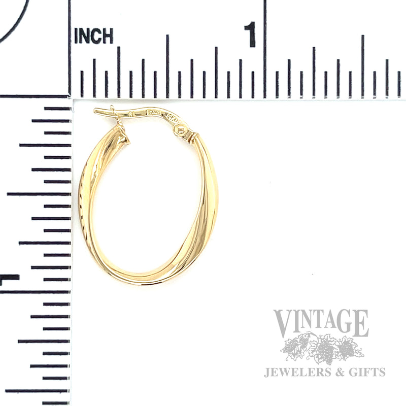 Freeform Oval 14k Gold Hoops Scale View