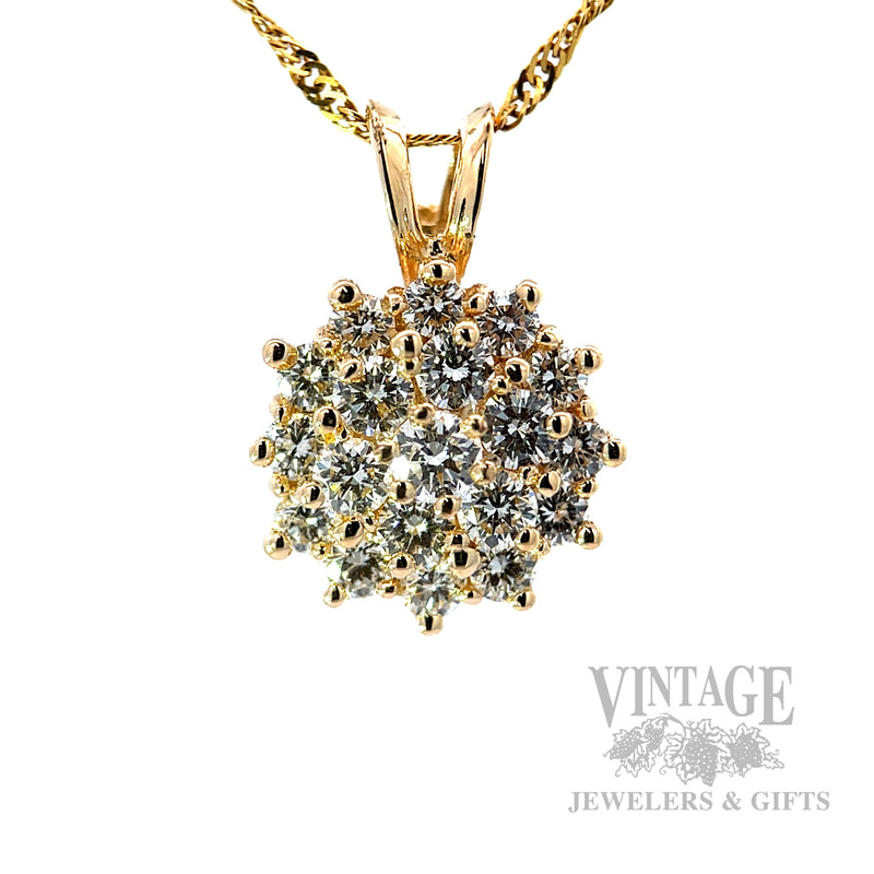 Cluster Diamonds 14k Gold Pendant Front View