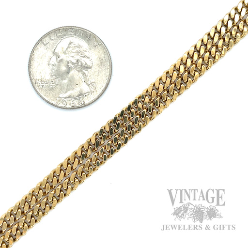 24" Curb Link Chain 18k Gold Necklace Detailed View