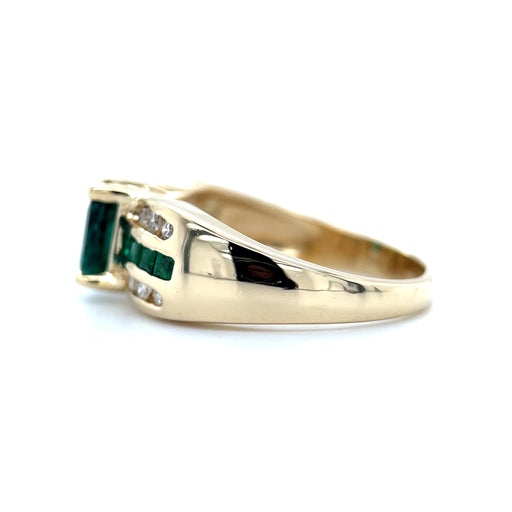 Tapered Emerald Accented 14k Gold Ring Side View