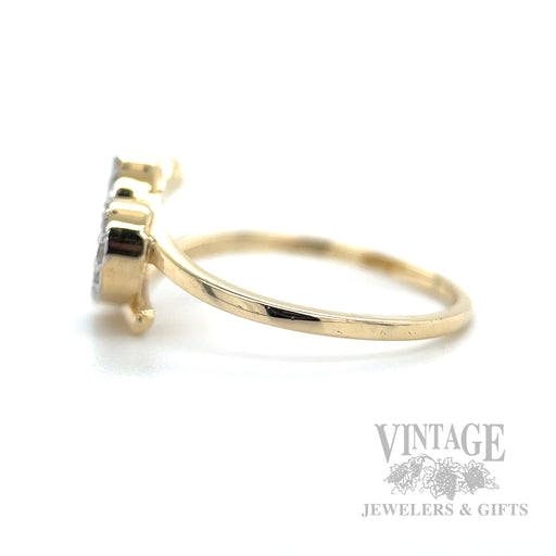 Pave´ Diamond Heart 14k Gold Ring Side View