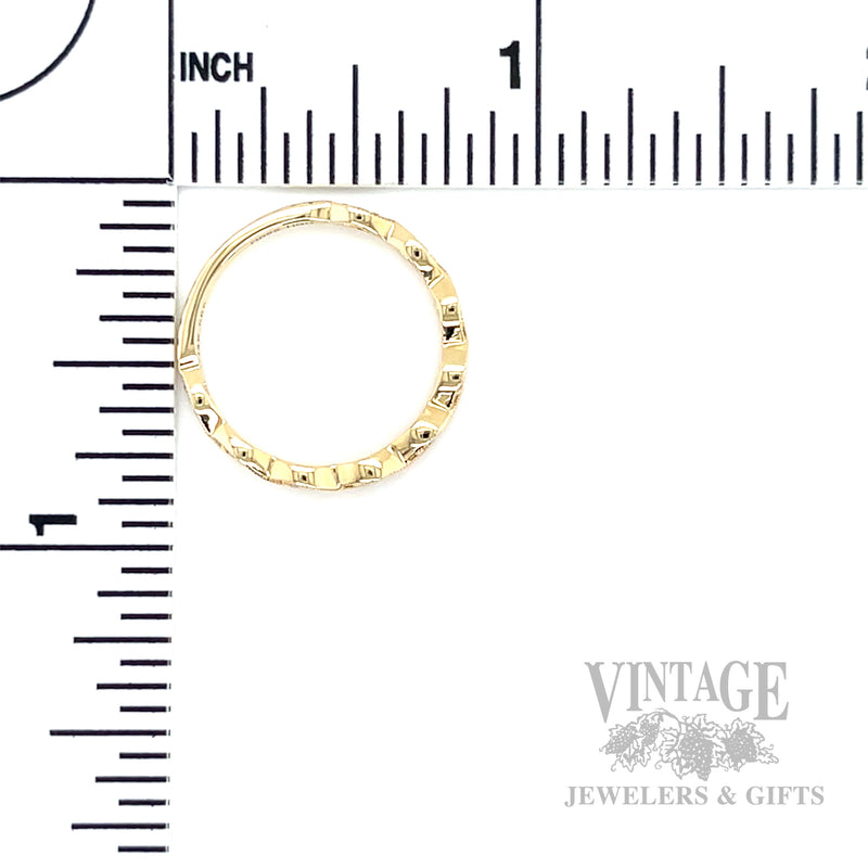 Twisted Marquise Shaped Diamond Accented 14k Gold Ring Scale View