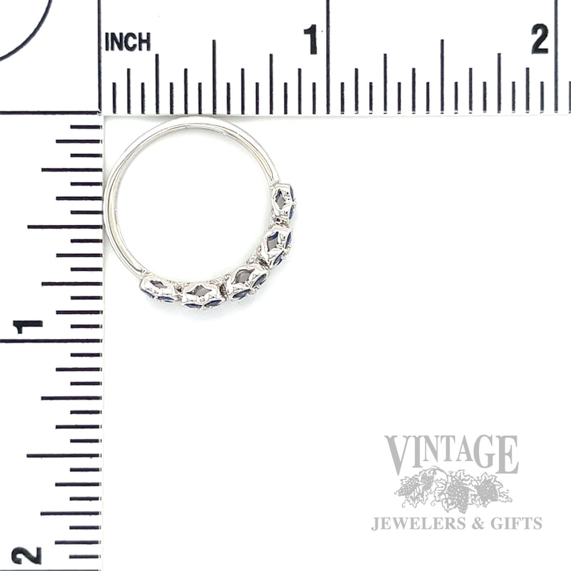 Clover Patterned Blue Sapphire Diamond Accented 14k White Gold Ring Scale View