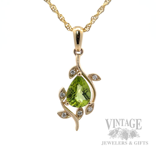 Botanical Peridot Diamond Accented 14k Gold Necklace Close-Up View