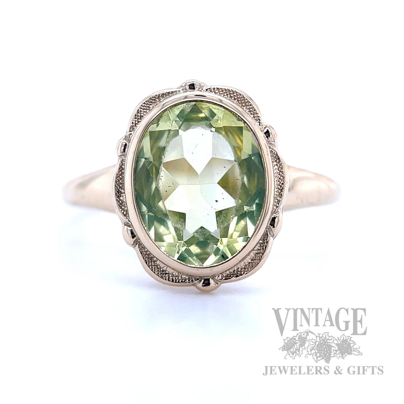 Vintage Scalloped Bezel Uranium Glass 10k Gold Ring Front View