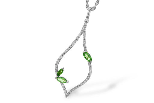 14kw gold Tsavorite green garnet and diamond necklace, close up