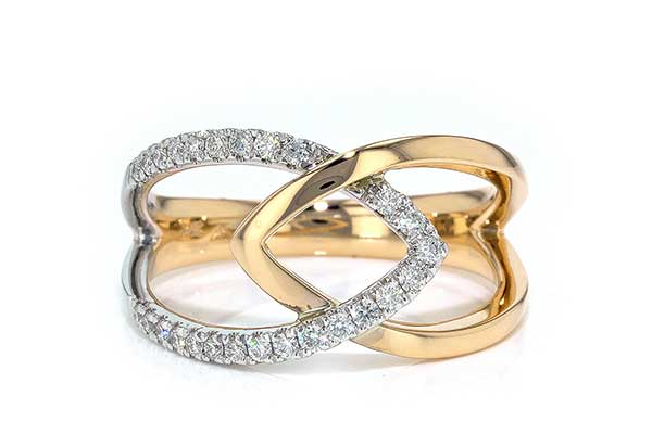 Contemporary two tone 14ky/w gold and diamond ring