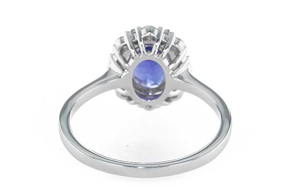 14kw gold tanzanite and diamond halo ring, underside