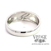 14 karat white gold marquise shape Illusion setting band, rear view